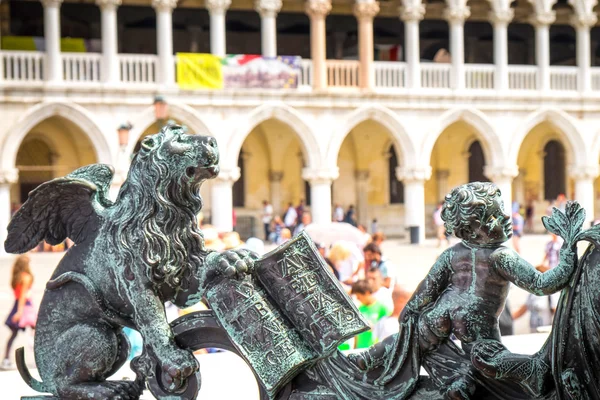 Colonnes antiques à Venise . — Photo