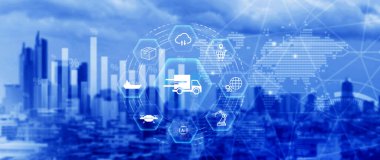 Akıllı lojistik konsepti. Yapay zeka teknolojisiyle depo operasyonları. Envanter takibi, otomasyon ve verimli tedarik zinciri kontrolü için dijital aletler kullanılıyor. Değil ai