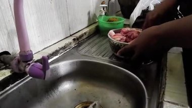 Mutfağı temizleme işlemi