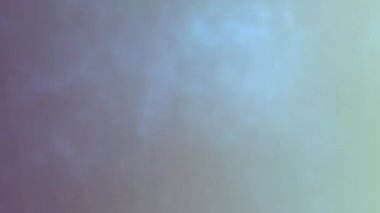 Yaratıcı projeler için yumuşak mor, mavi ve yeşil renkli zarif gradyan