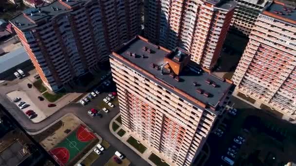 Panorama aus der Höhe des Wohnkomplexes. — Stockvideo