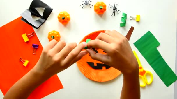 Tagli Carta Halloween Verniciatura Piatto Carta Halloween Zucche Forbici Colla — Video Stock