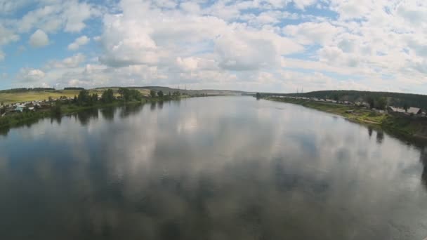 Проміжок часу відео водного берега ландшафту . — стокове відео