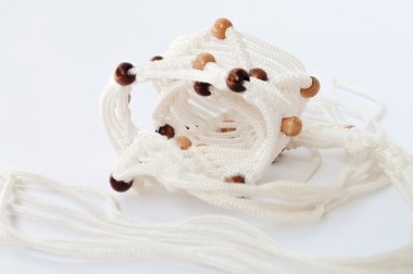 Makrome ahşap boncuk ile