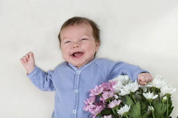 De baby lacht — Stockfoto