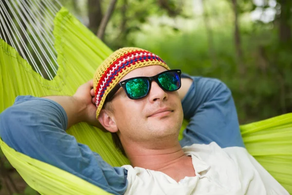 Man Relaxing In Hammock — Stock Photo, Image