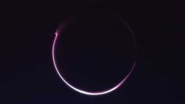 Koyu arkaplanda pürüzsüz mavi ve kırmızı gradyan akışına sahip minimum soyut sıvı küre. Modern dijital küre animasyonu. 4K 60fps döngüsü.