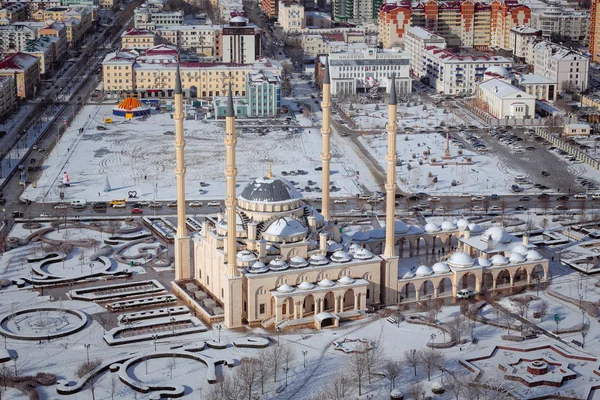 Το τζαμί το όνομα Akhmad Kadyrov στο Γκρόζνι. — Φωτογραφία Αρχείου