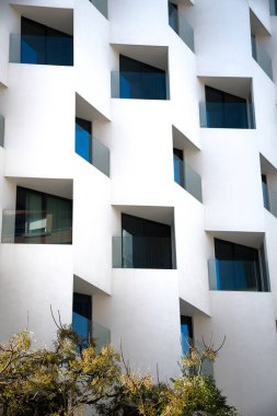 Şehir Binası 'nda Tekrarlanan Balkon Deseni