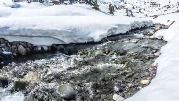 Folyó téli nap folyamán Ausztria — Stock videók