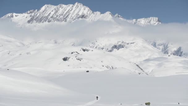 Invierno Ski Touring Mountain Walk Metraje De Stock Sin Royalties Gratis