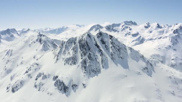 Montañas Invierno Suizo Vals Aerial — Vídeos de Stock
