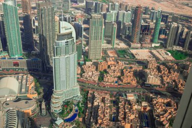 Dubai, Birleşik Arap Emirlikleri - 8 Mayıs 2025 Dubai şehir merkezi manzarası Burj Khalifa