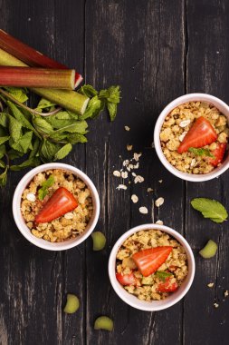 Rhubarb ve Çilek ezmesi