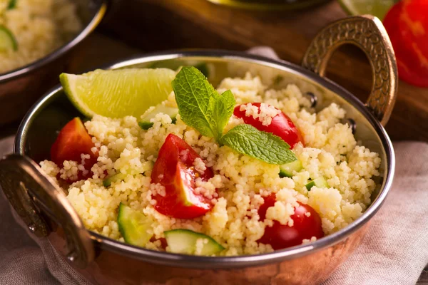 Salade de couscous aux légumes — Photo