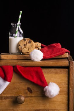 süt ve kurabiyeler için Noel Baba