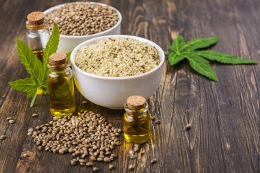 Organik kenevir tohumu ve yağ