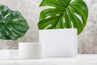 En düşük ürün gösterim standı