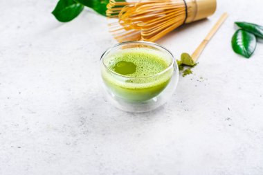 Yeşil kibrit çayı.