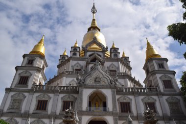 Buu uzun temple Ho Chi Minh City, vietnam