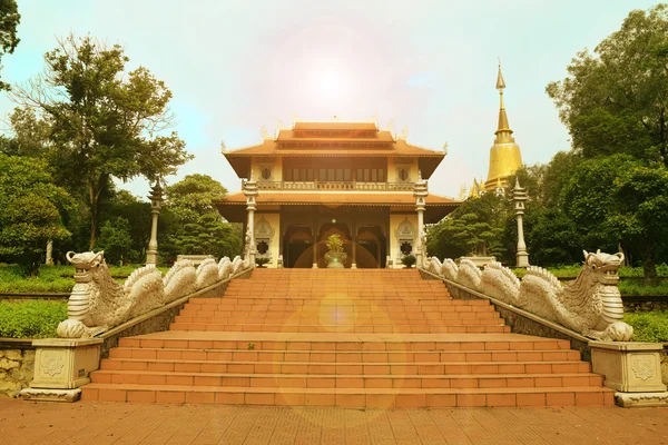 Bu Long tempio nella città di Ho Chi Minh, Vietnam — Foto Stock