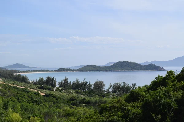 Vinh Hy bay i morze w Ninh Thuan, Wietnam — Zdjęcie stockowe