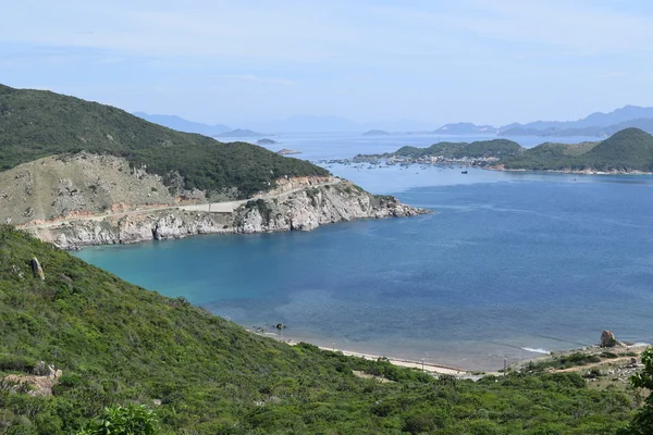 Bahía y mar de Vinh Hy en Ninh Thuan, Vietnam —  Fotos de Stock