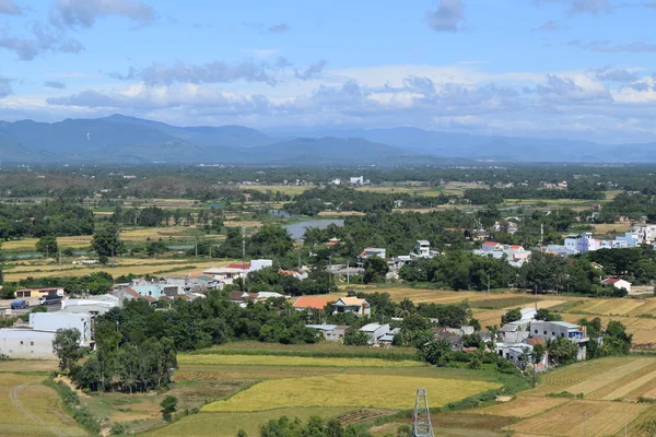 Luchtfoto van Zuidoost-Azië landelijk dorp — Stockfoto