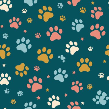 Koyu yeşil arkaplandaki sevimli ve renkli evcil hayvan pençesi izleri ve yıldızlar, ambalaj, giysi ve tekstil tasarımı için ideal..