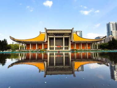 Sun Yat-sen Taipei Şehir Manzarası Modern Skyline ve Yerel Sokak Hayatı, Tayvan