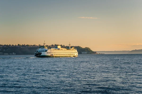 Ferry at Sunset — Stock Photo, Image