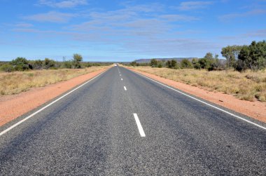 Boş çöl Road Horizon için
