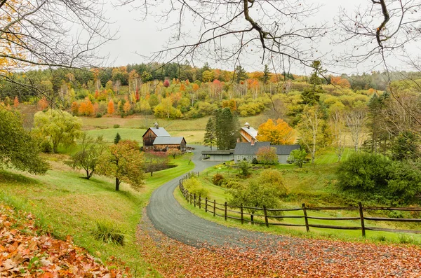 Hillside Farm no Outono — Fotografia de Stock