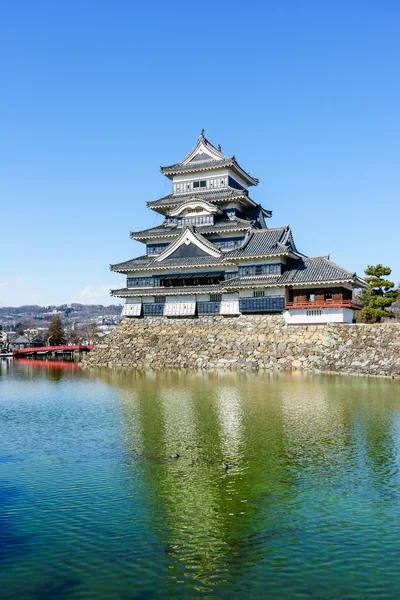 Kışın, Nagano, Japonya Matsumoto geleneksel Kalesi tutun