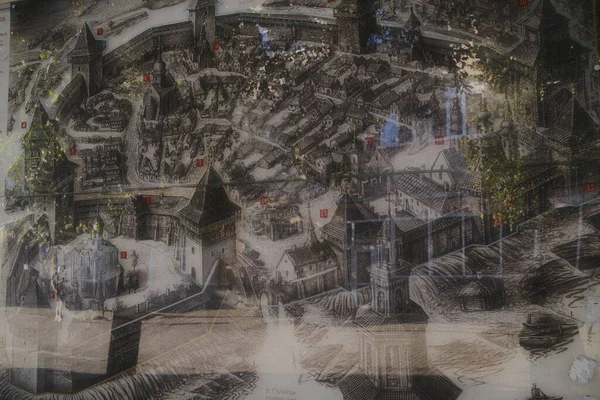 Yukarıdan bakınca Lutsk 'un detaylı bir haritasını görüyoruz. Binaların ve şehir planlarının yer aldığı..