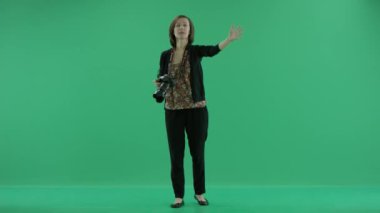 bir kadın fotoğrafçı insanlar için resim düzenleme