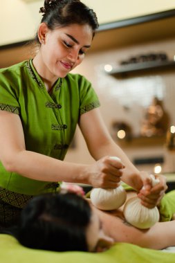 Tay dili bitkisel sıcak paketi Masaj