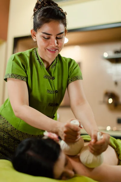 Tay dili bitkisel sıcak paketi Masaj