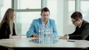 Patron işlem raporları için sorar