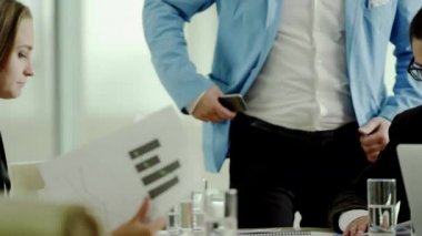 Patron toplantı girme