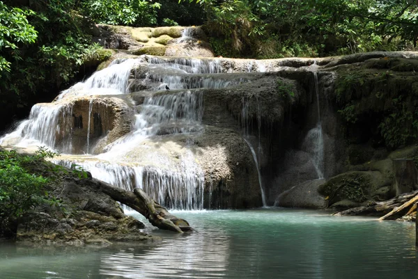 Tayland Erawan şelale