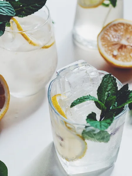 içki buz limon ve nane