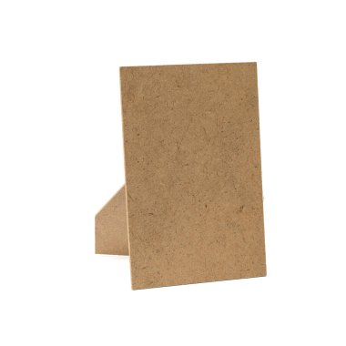 Beyaz arka planda izole edilmiş karton fotoğraf çerçevesi. Düzen.