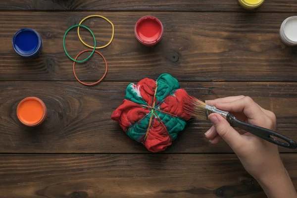 Woman Paints Tie Dye Style Clothes Red Green Staining Fabric — 图库照片
