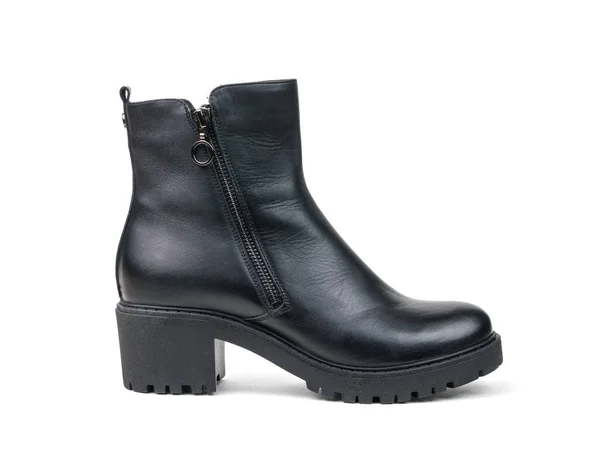 Botas Tornozelo Preto Couro Feminino Elegantes Isoladas Fundo Branco Sapatos — Fotografia de Stock