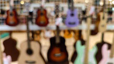 Gitar. Gitar akorları. Akustik gitar. Gitarla müzik çalmak..