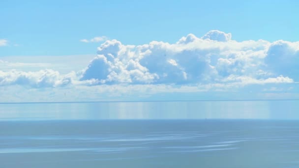 Time lapse of a clouds and lake. — Stock Video
