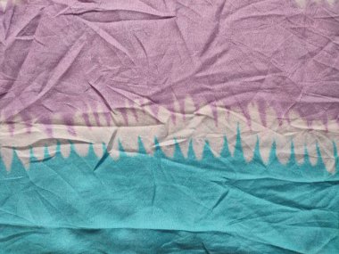 Pembe, mavi ve beyaz motifin çizgili arkaplan deseni