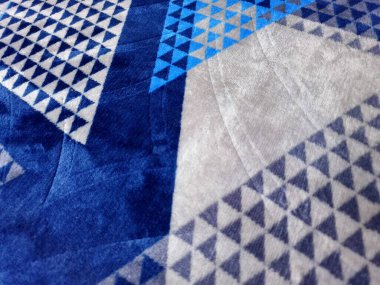 Mavi Geometrik Üçgen Desen Kumaş Doku Arkaplanı Soyut Tekstil Tasarımı