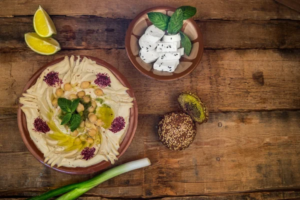 Hummus und Falafel-Frühstück — Stockfoto